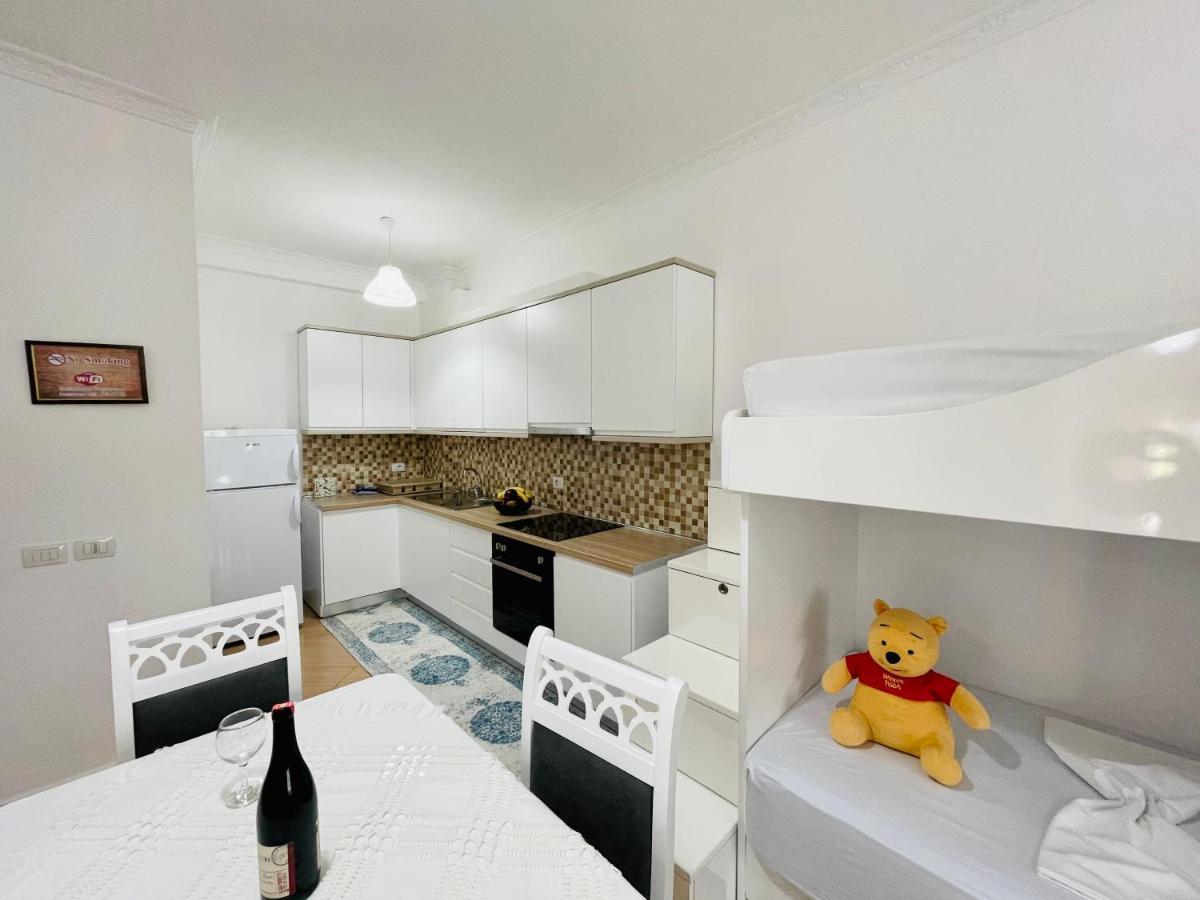 Jico Travel - Bani Apartments Vlorë Buitenkant foto